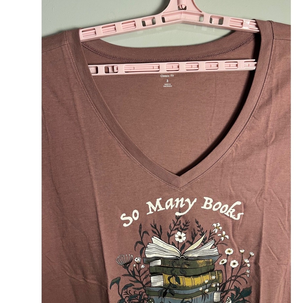 NWT Torrid Classic V-Neck Tee "So Many Books" 4X - Picture 8 of 10